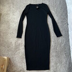 I saw it first body on long sleeve dress